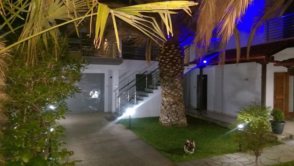 Aimilias Family Apartments Nea Vrasna Exterior foto